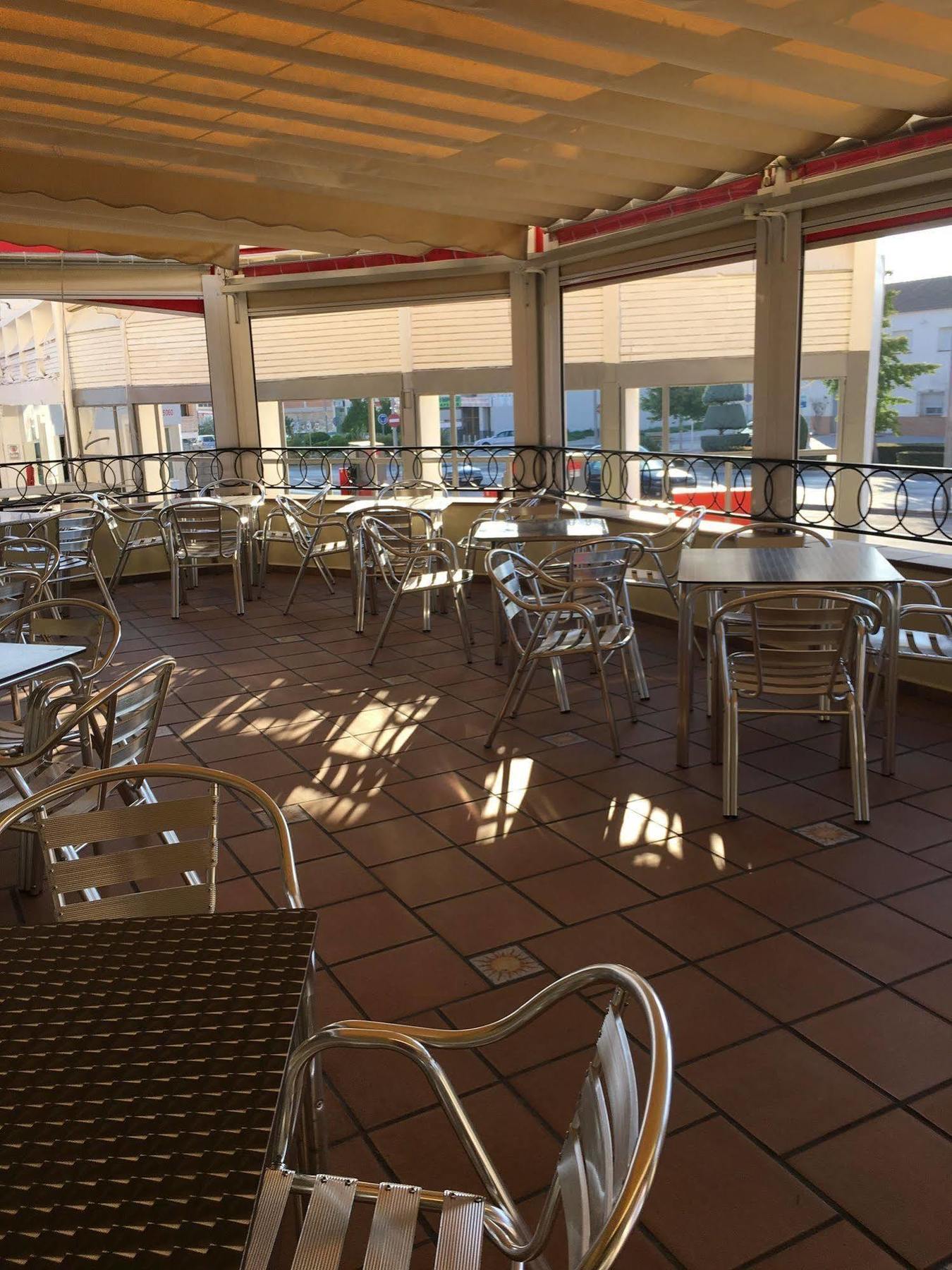 Hostal Venta Del Sol Баса Екстериор снимка